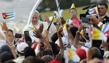 Papa Francisco inicia misa en Holguín, Cuba
