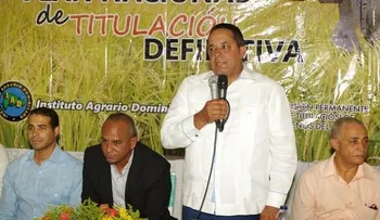 Gobierno inicia titulación definitiva en asentamientos agrarios de Bonao y SFM
