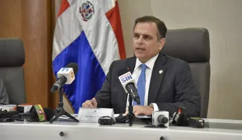 Consecuencia del aumento de las recaudaciones y la disciplina presupuestaria, Gobierno logra cerrar 2021 con un déficit fiscal de -2.7%