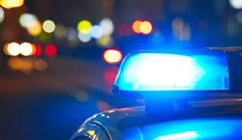 Roban comida y andaderas de asilo de ancianos en Navidad