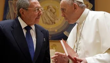 Castro: Si el Papa sigue así volveré a rezar y regreso a la Iglesia