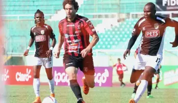 Cubano Jorge Luis Clavelo con grata impresión de la Liga en su debut con Bauger FC 