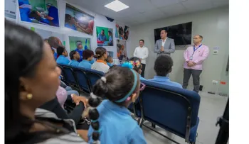 INABIE devuelve la visión a 13 estudiantes con cirugías