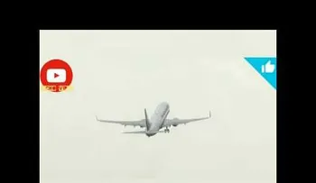 Son "inútiles", y usted un "idiota", los fuertes reproches luego que dos aviones casi chocaran 