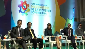 Danilo Medina promete banco para financiar exportaciones 