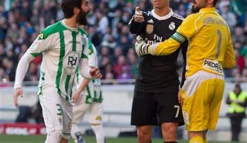Suspenden por 2 partidos a Cristiano por patada 