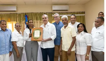 Ganaderos de Duvergé reconocen apoyo de Abinader