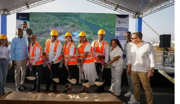 Raquel Peña entrega obras e inicia proyecto de agua en La Romana