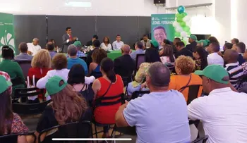 Marcos Cross pone en circulación en Madrid su obra "Sistemas Educativos por la Excelencia del Docente"
