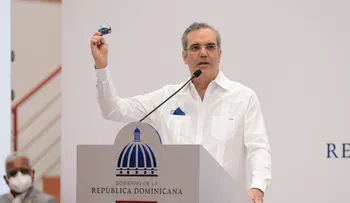 Presidente Abinader anuncia entrega Tarjeta Bono Navideño para más de un millón 700 mil familias