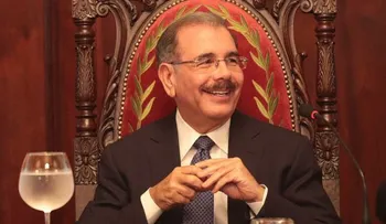 Danilo Medina instruye usar empleados en jornada nacional para educar sobre el chikungunya 