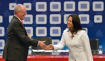 Promesas y ataques en el último debate presidencial peruano