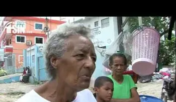 Residentes con el grito al cielo por basura que los arropa en Haina