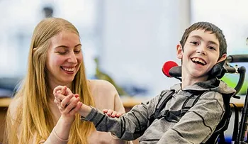 La parálisis cerebral y el autismo: Identifican una señal genética común