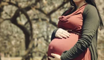 Pareja que tuvo un hijo de otro color demanda a clínica por inseminación de otra raza