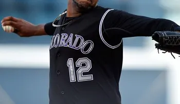 Dodgers adquieren a Nicasio en canje con Rockies 