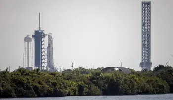 NASA y SpaceX lanzan con éxito la misión Crew-11 tras segundo intento