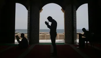 Pronto nacerán más bebés musulmanes que bebés cristianos, dice estudio