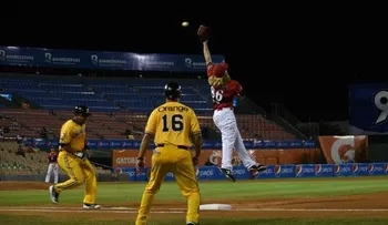 Las Águilas derrotan por segunda ocasión al Escogido; ocupa el segundo lugar detrás del Licey