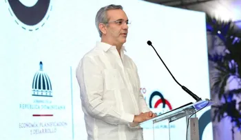 Abinader suspende agenda de trabajo por el COVID-19