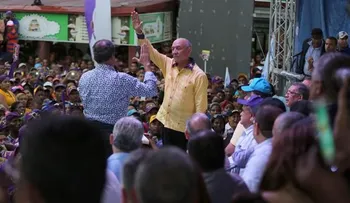 Elpidio Báez: Danilo no está obligado a tomar licencia para dedicare a las actividades políticas