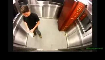 Un muerto en el ascensor (VIDEO) 