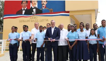 Abinader inaugura liceo en Pantoja y Caipi en Manoguayabo para 1,000 niños y adolescentes"