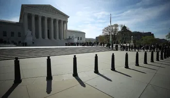 Corte Suprema elimina unánimemente una orden que autorizaba a abortar a una adolescente indocumentada