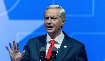 Kast promete devolver la grandeza a Chile