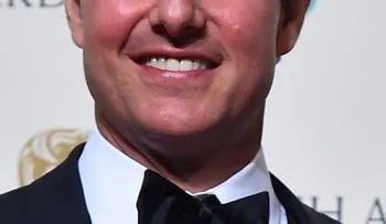 Tom Cruise y su nuevo rostro