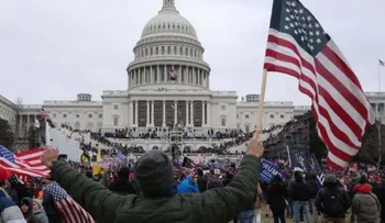 Biden ordena estudiar a fondo el extremismo en EEUU tras dasalto al Capitolio