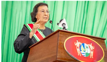 Presidenta de Surinam visita RD y se reunirá con Abinader