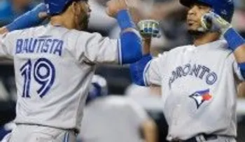 Encarnación y Bautista seguirán con los Azulejos