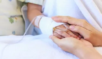 Una joven 16 años muere de meningitis, tres días después de casarse