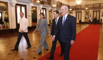 RD acumula golpes de EE.UU.: aranceles, sanciones y señalamientos pese a su alineación con Washington
