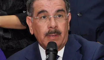 Danilo Medina dice a agropecuarios que no puede entregar dinero como si fuera suyo 