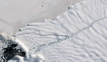 Se desintegra el gigantesco iceberg que se desprendió de la Antártida