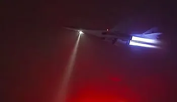 Un Tu-160 cargado con misiles de crucero reposta durante un vuelo nocturno rumbo a Siria (VIDEO)