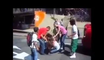 Video: mujer celosa le da tremenda paliza a la amante de su esposo