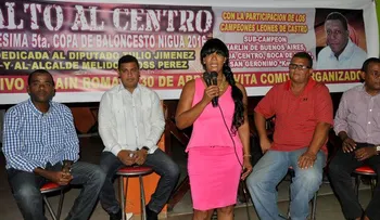 Baloncesto superior de Nigua dedicado al alcalde y al diputado del municipio