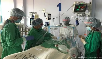Costa Rica supera su máximo de muertes por covid por segundo día seguido