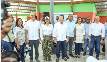 Gobierno entrega segundo bono a familias afectadas por lluvias