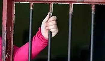 Piden pagarle con la misma moneda, a la abuela que apuñaló y quemó viva a su nieta