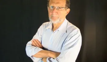 Muere en España el economista Emeterio Gómez, a causa del COVID-19