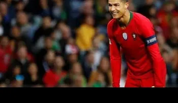 Cristiano Ronaldo y su bello detalle con un niño con leucemia; hecho fue captado en un video