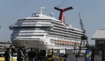 Crucero de Carnival Cruise choca con puente de abordaje e Baltimore