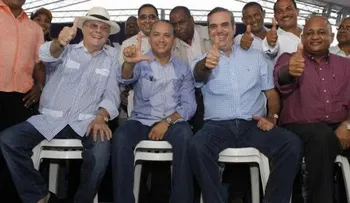Abinader recibe respaldo de diputado peledeísta Víctor Sánchez