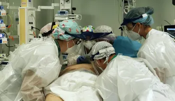 Tratar Covid-19 con antidepresivo fluvoxamina reduce riesgo de hospitalizaciones prolongadas