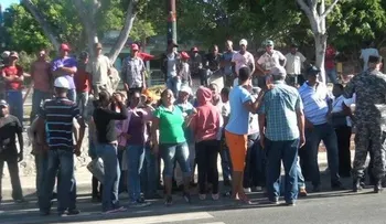 Baní protesta por falta de agua