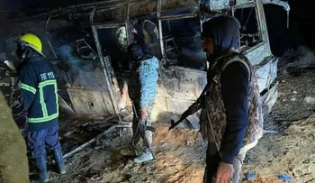 Mueren 3 soldados sirios en un nuevo ataque de EI contra un autobús militar
